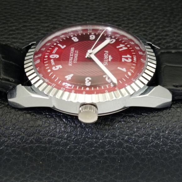 Vintage 1988 Fortis Manual Mens Silver Watch W/Leather Strap & Red accents - Picture 5 of 9